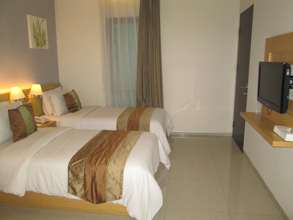 Hotel Anggrek Gandasari Bandung Pokoj fotografie