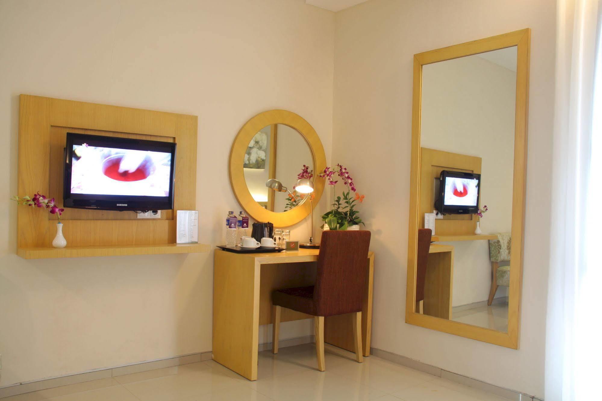 Hotel Anggrek Gandasari Bandung Exteriér fotografie