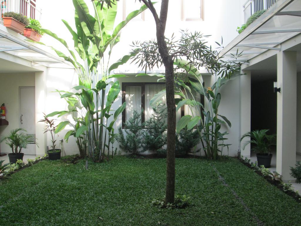 Hotel Anggrek Gandasari Bandung Exteriér fotografie